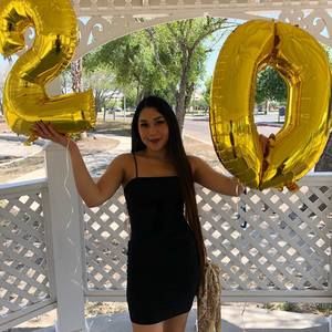 Meet your Posher, Victoria alessandra